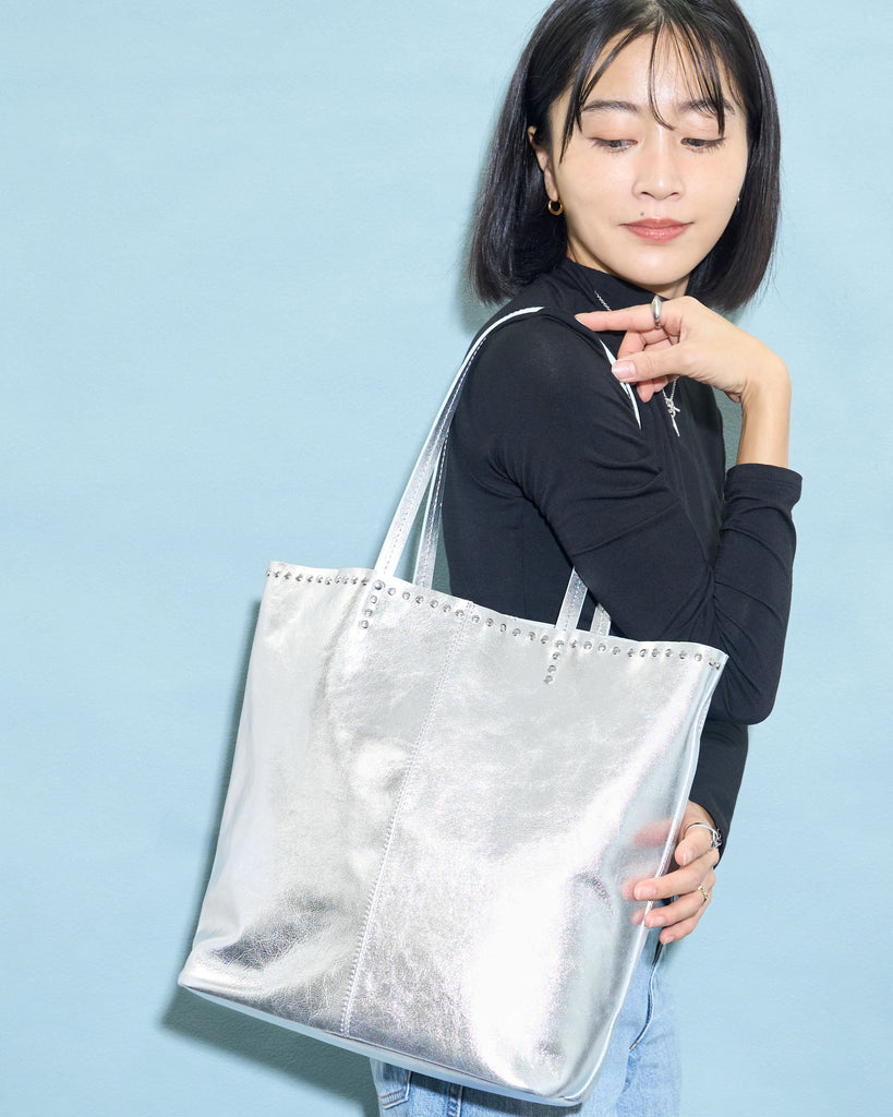 バッグ レザースタッズトート – レイジースーザン オンラインストア 