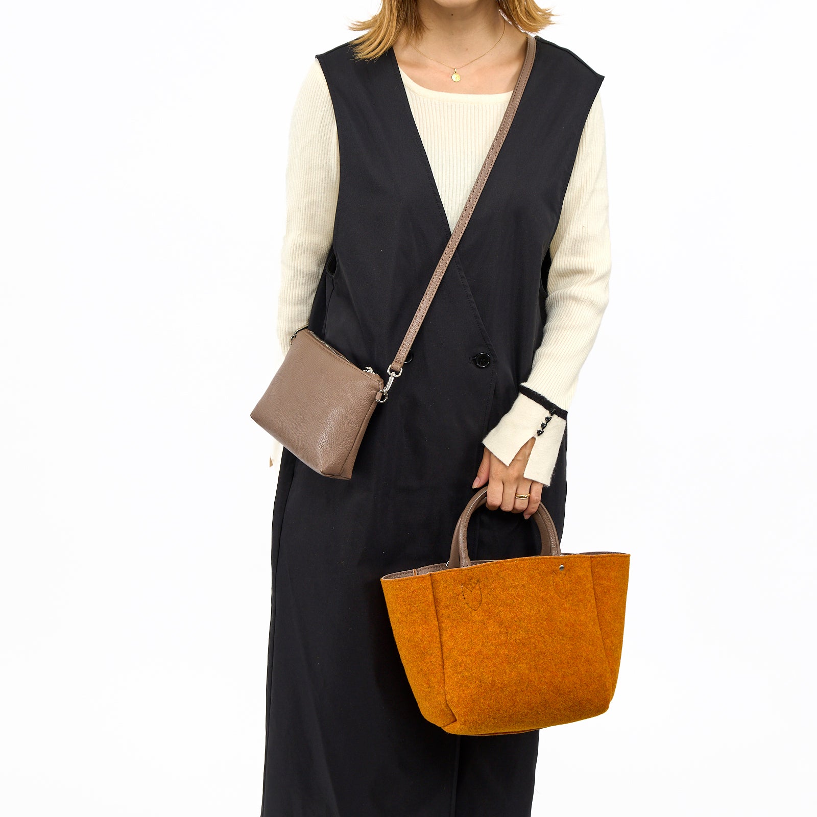 ［オンラインストアのみ］バッグ　M Rose/エンメローズ　リバ―シブルフェルト