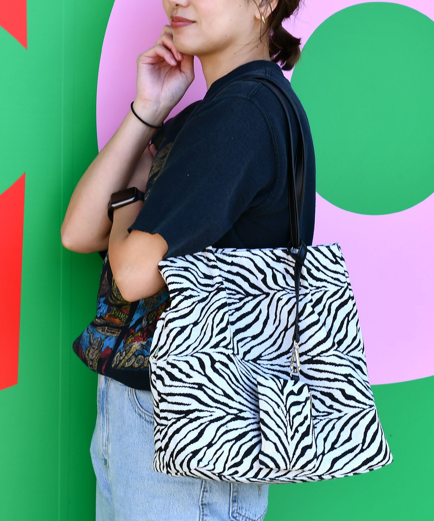 トートバッグ　タックテリー　ゼブラ