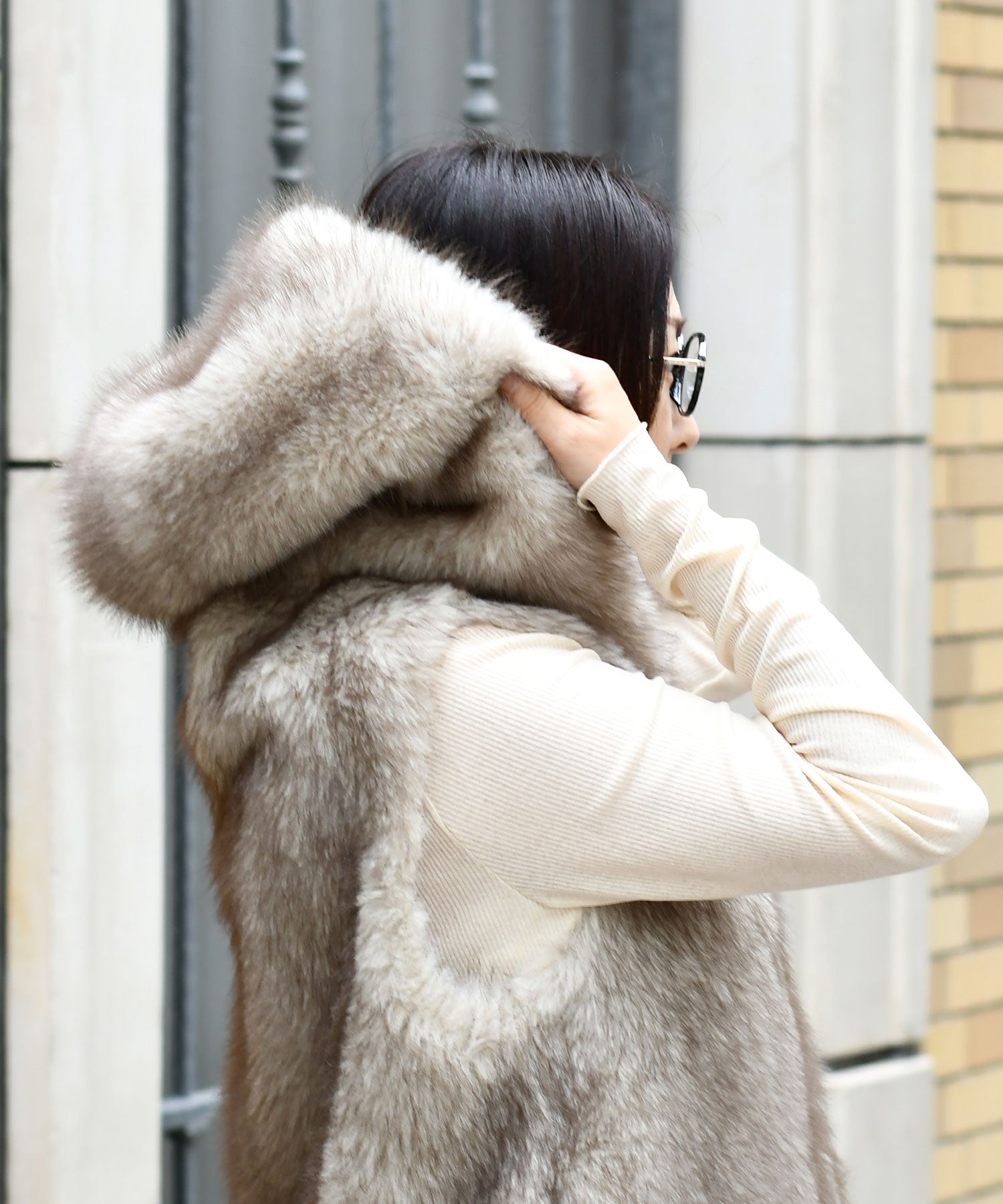 O*)様 グレー 毛皮コート サテン裏地刺繍入り O*)様 グレー 毛皮コート サテン裏地刺繍入り O*)様 グレー 毛皮コート