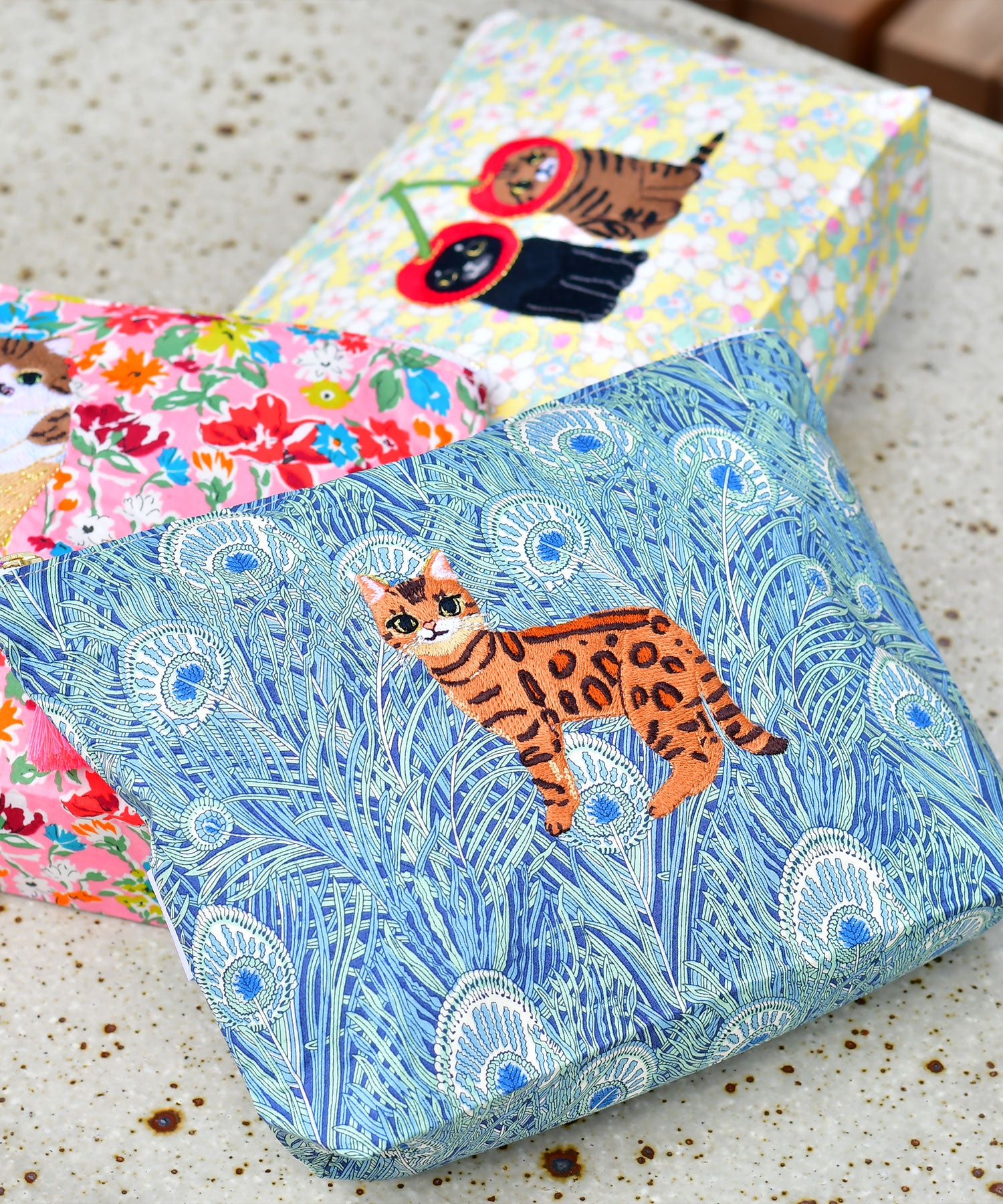 ポーチ　KEORA KEORA　ベンガル