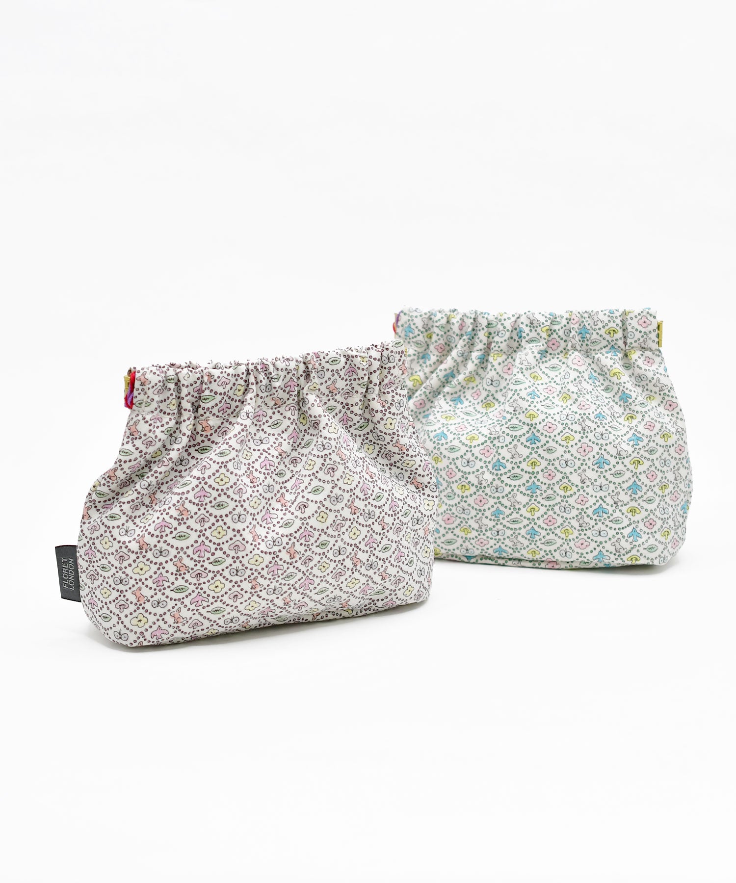 ポーチバネグチ　フォレストウェーブ