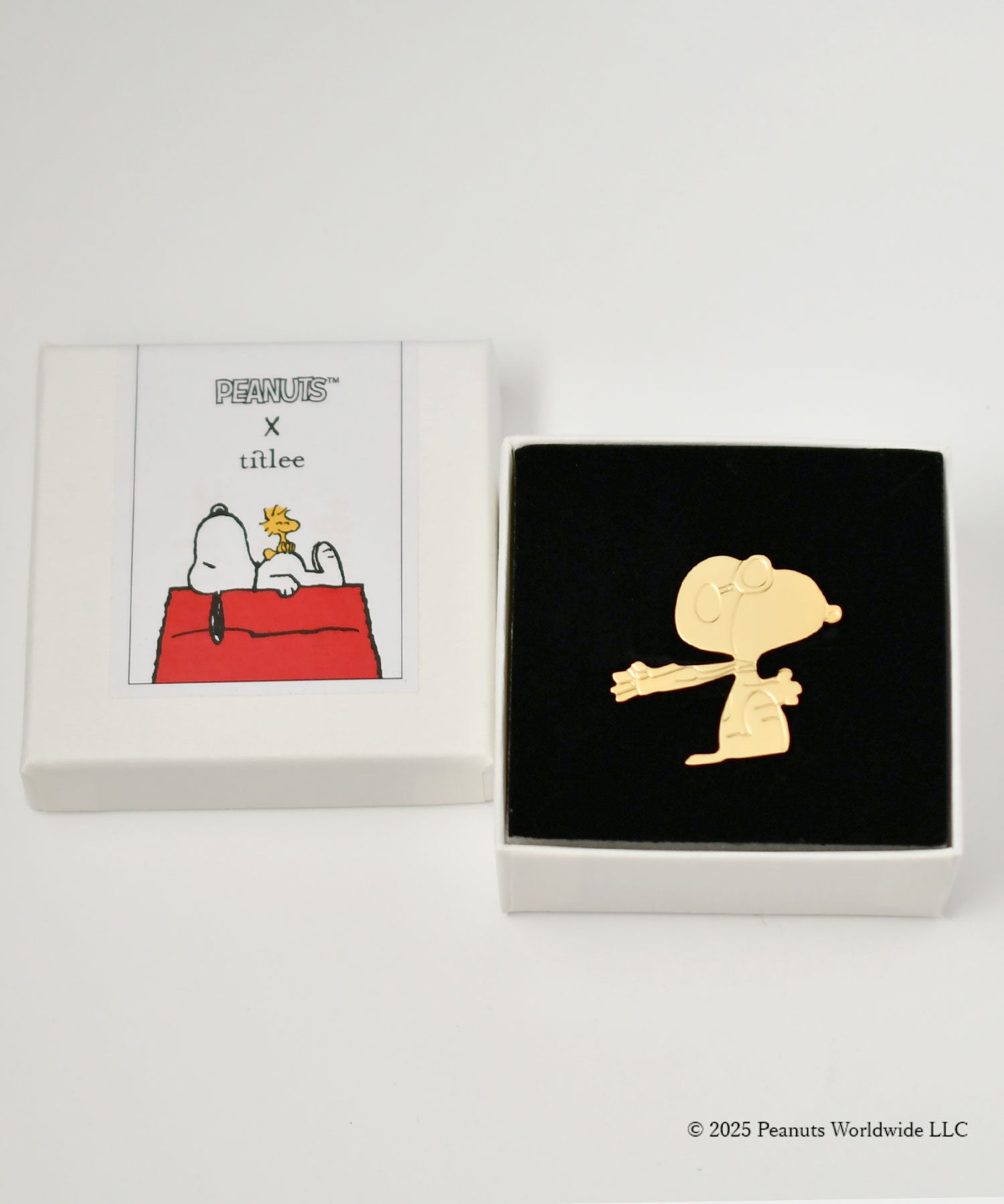 ピンバッジ　PEANUTS×titlee スヌーピー11