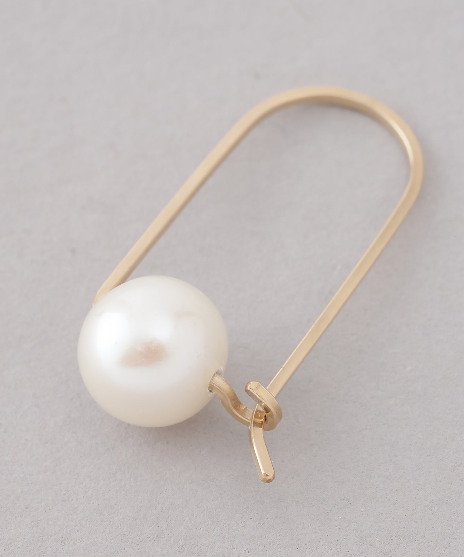 ピアス　Hooks and Luxe　ショートバー　淡水パール