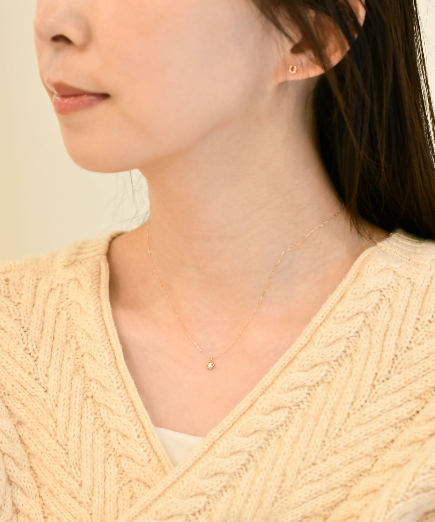 ネックレス　スロープダイヤ イエローゴールド