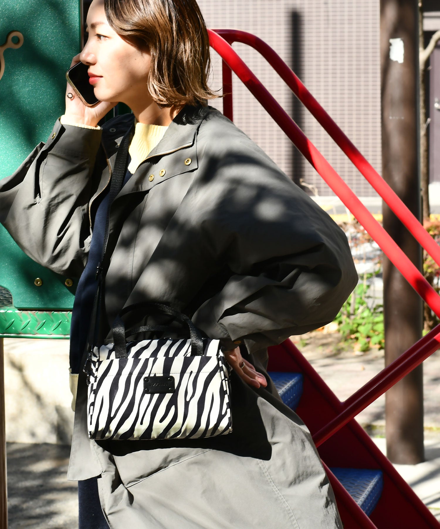 ミニショルダーバッグ　アニマルプリント