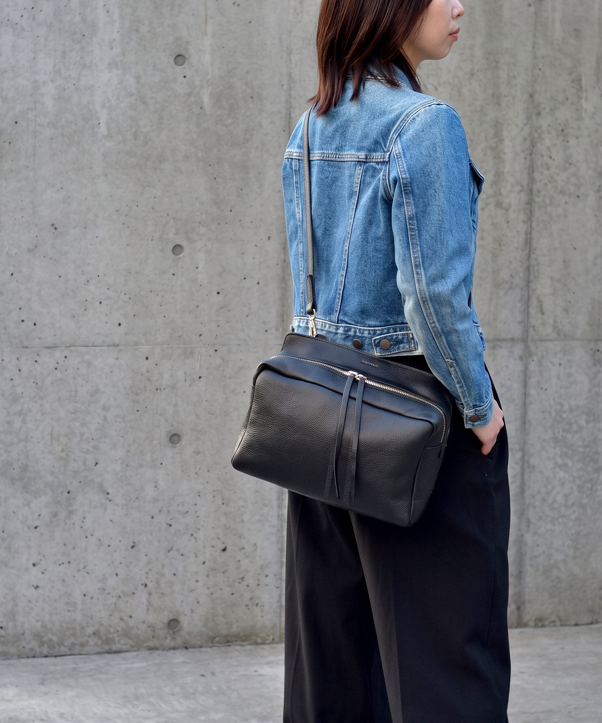 レザーバッグ　LORISTELLA　3205 EMILY